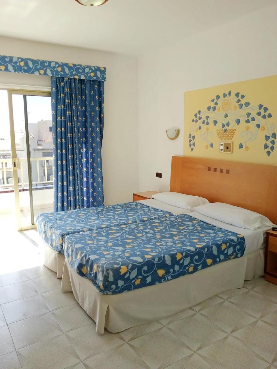 Aeropuerto Sur Hotel San Isidro (Tenerife)